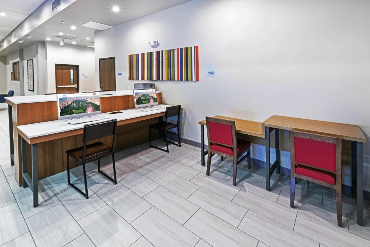 Holiday Inn Express & Suites - Houston - Downtown North By Ihg Exterior photo